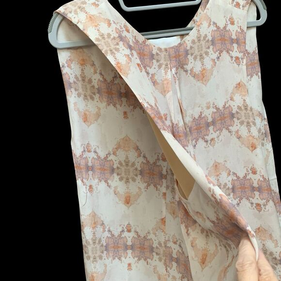 MORGAN CARPER Anthropologie Abstract Tonal Beige Mauve Silk Shift Cape Dress - Picture 13 of 14